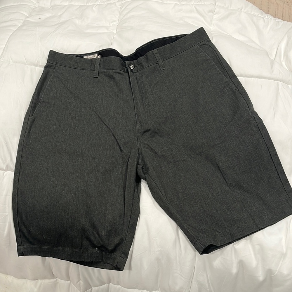 Men’s Volcom shorts, charcoal gray